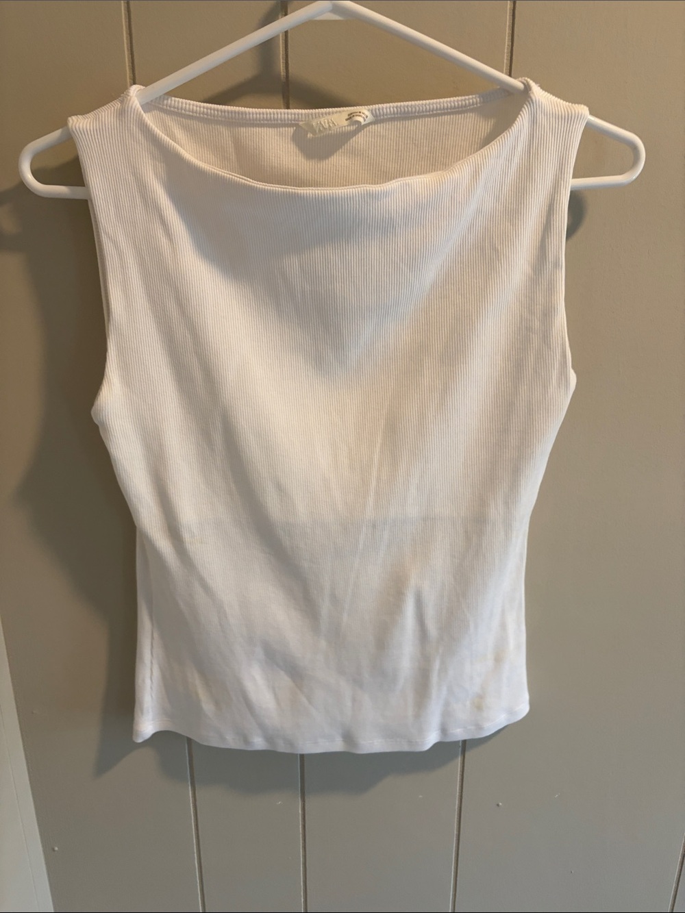 Zara Women's White Ribbed Tank Top - Classic Sleeveless Staple